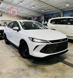 بی وای دی Qin Plus